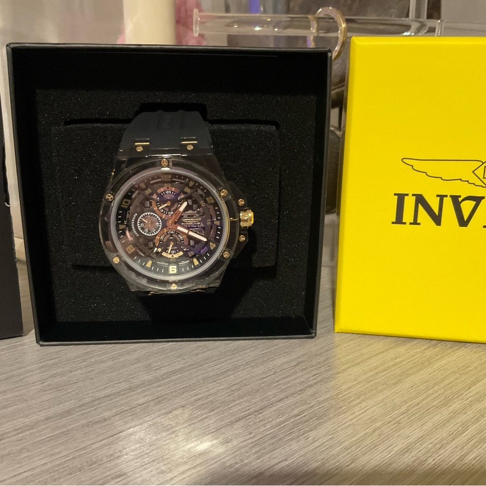 Brand New In Box Men’s Invicta Watch - Picture 2 of 8